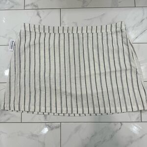 Old Navy Striped Mini Skirt XXL White‎ and Black NWT